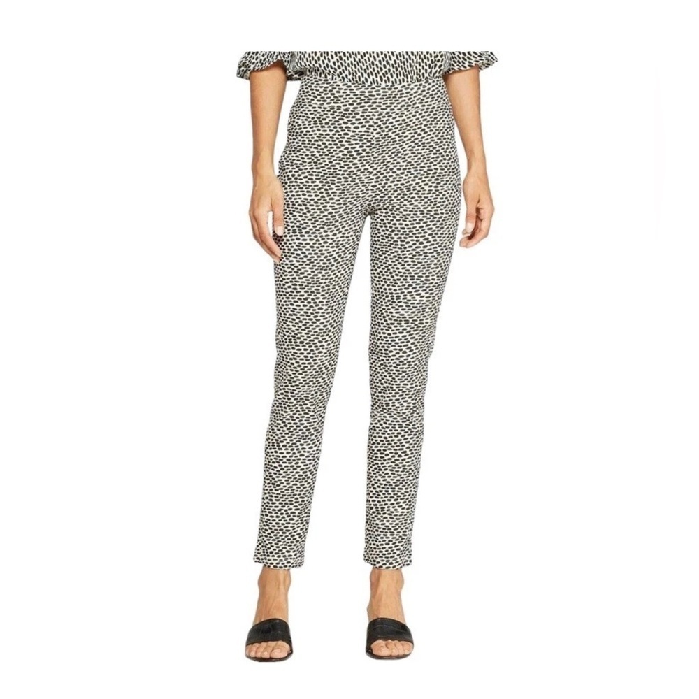 Who What Wear Wiman’s Monochrome‎ Spotted cropped Pants